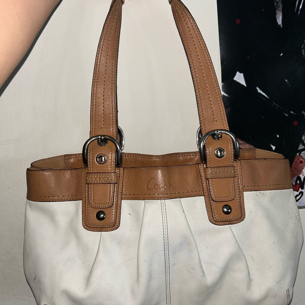 Authentic Coach soho pleated leather shoulder bag